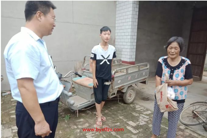 我校组织第三次教育扶贫入户走访工作”