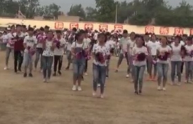 博野县同连中学啦啦操比赛2015级5班表演