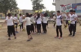 同连中学2014级3班啦啦操