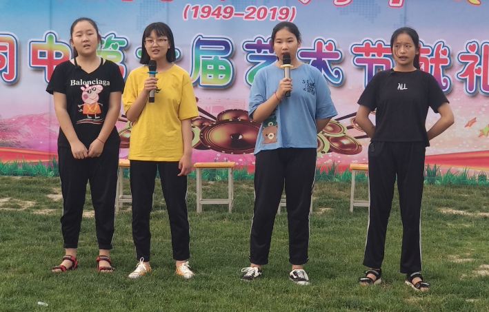 歌曲《当你》
